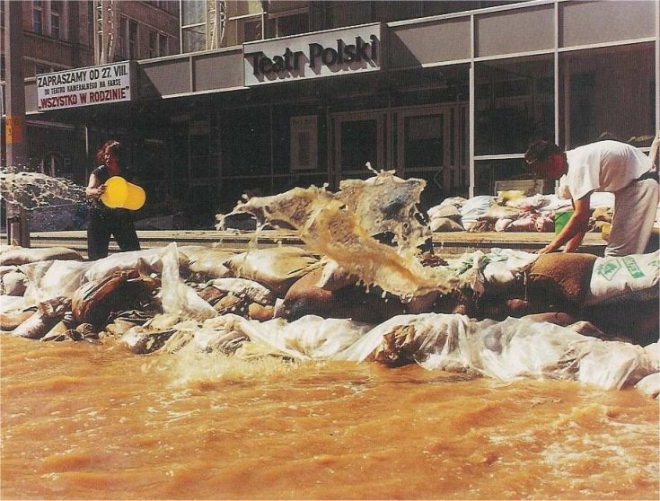 flood_teatr.jpg