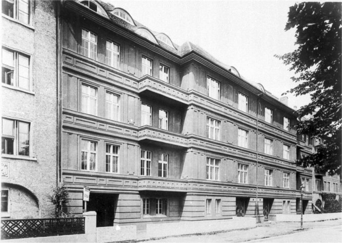 hohenzolernstrasse_111.jpg